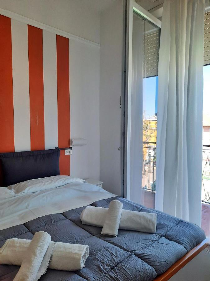 Hotel La Dolce Vita Римини Экстерьер фото