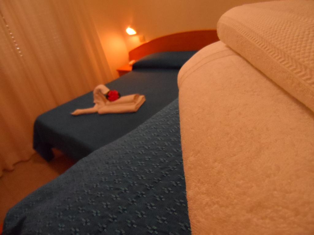 Hotel La Dolce Vita Римини Номер фото